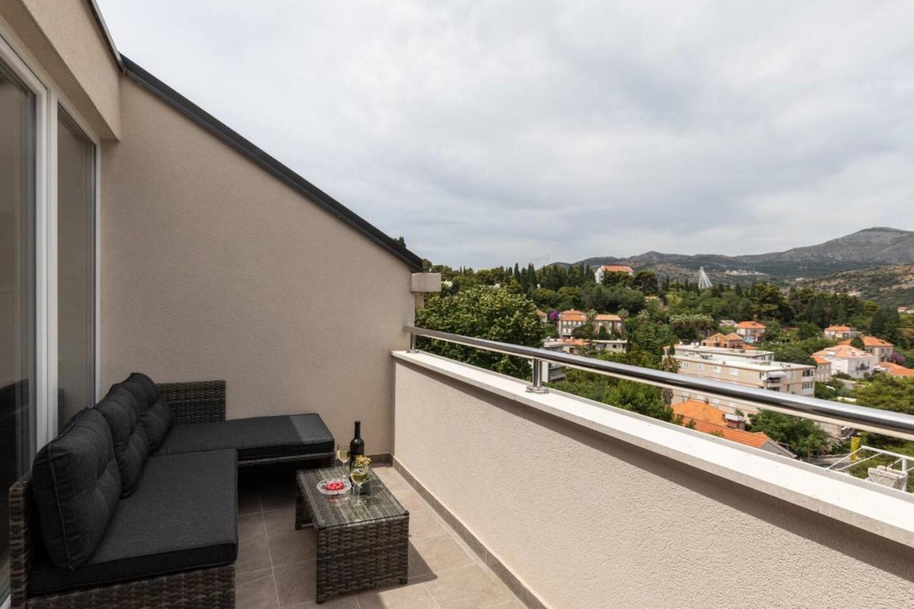 Karaka Apartment